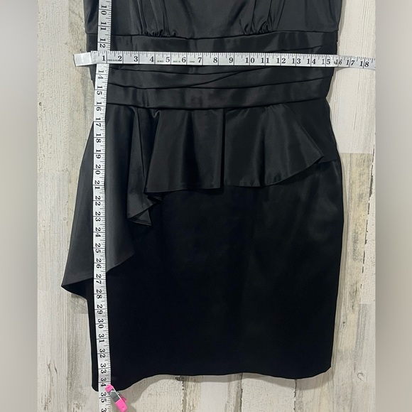BCBGENERATION Satin Asymmetrical Ruffle Sleeveless Pockets Black Dress Size 10 - Picture 5 of 14